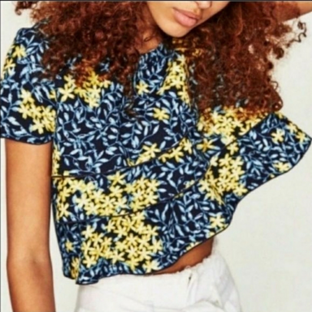ZARA Basic Floral Tiered Ruffle Crop Top - Picture 2 of 9